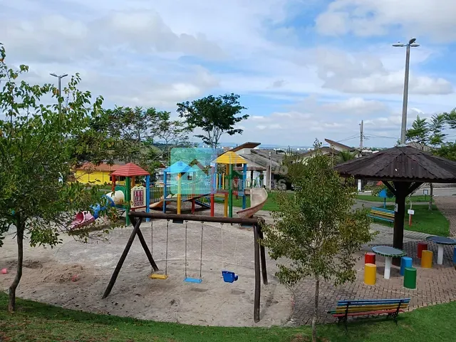 Terreno com 252m², à venda, no bairro Condomínio Residencial Mantiqueira em São José dos Campos