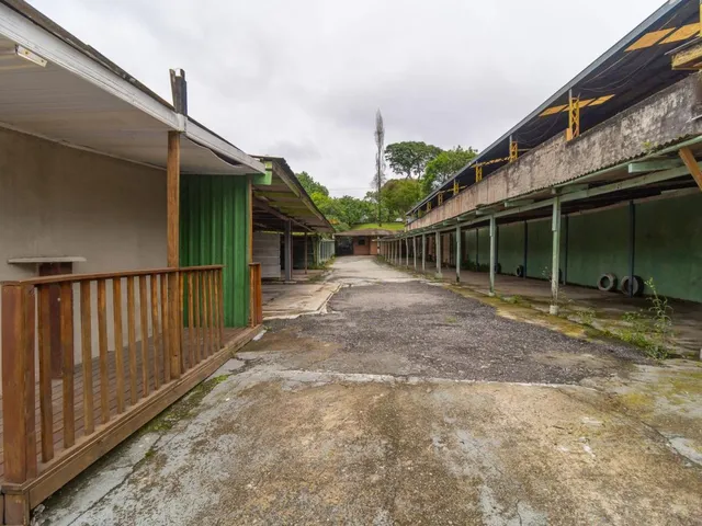 Terreno para alugar, no bairro Campo Comprido em Curitiba