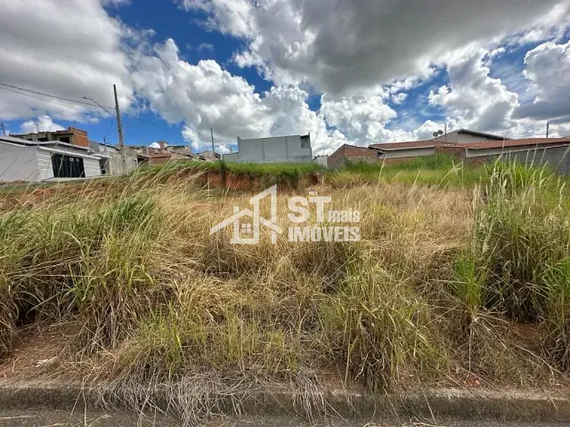 Terreno com 200m², à venda, no bairro Jardim Mirante em Andradas