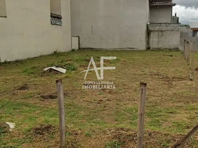 Terreno com 180m², à venda, no bairro Vista Alegre em Taubaté