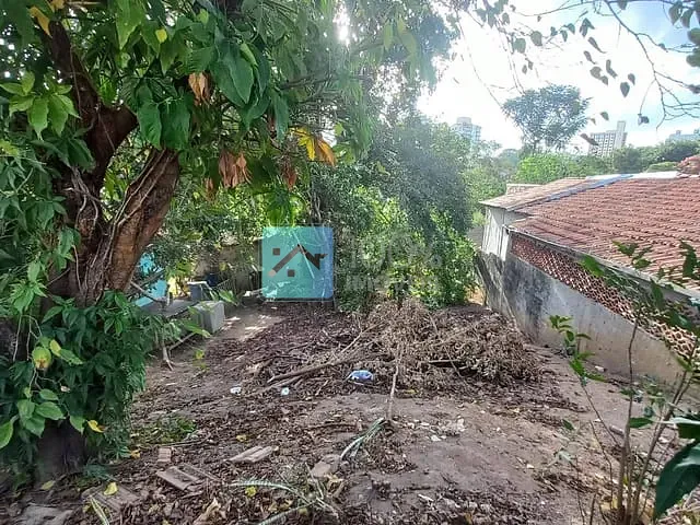 Terreno com 300m², à venda, no bairro Jardim Paulista em São José dos Campos
