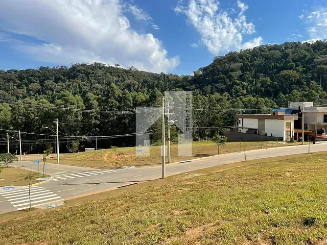 Terreno com 371m², à venda, no bairro Residencial Ibi-Aram II em Itupeva
