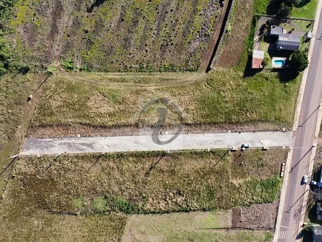 Terreno com 338m², à venda, no bairro Centro em Paverama