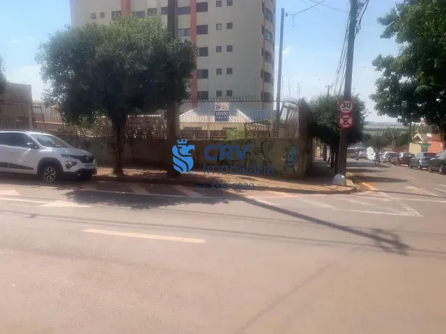 Terreno com 898m², à venda, no bairro Jardim Agari em Londrina