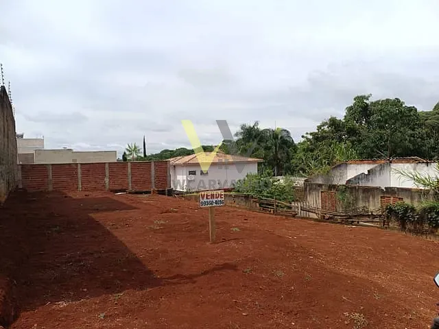 Terreno com 300m², à venda, no bairro Araujoville em Anápolis