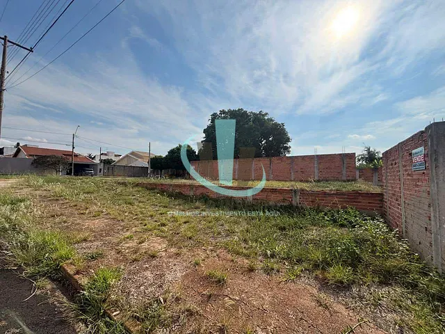 Terreno com 472m², à venda, no bairro Jardim Vale das Rosas em Araraquara