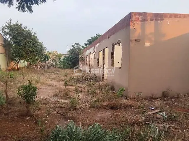 Terreno com 360m², à venda, no bairro Caiçara em Campo Grande