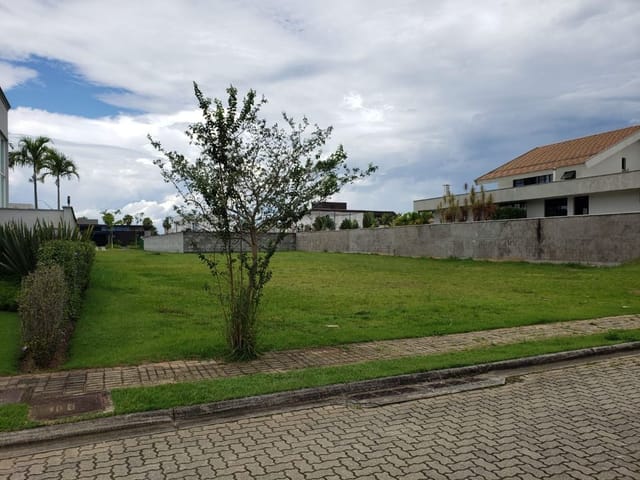 Foto do Terreno - Terreno à venda, 1200 m² por R$ 3.000.000,00 - Condomínio Chácara Serimbura - São José dos Campos/SP | INDEPENDENCE NEGOCIOS IMOBILIARIOS LTDA