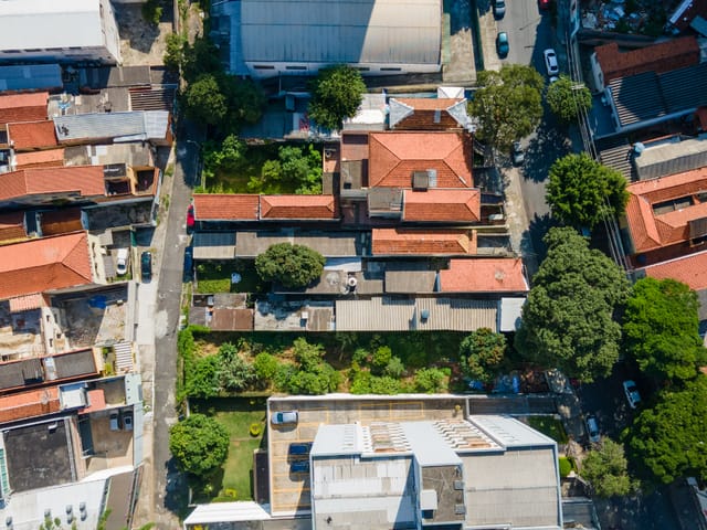 Foto do Terreno - Terreno residencial para venda em Vila Anglo Brasileira, 700m² | Lares e Andares Imóveis