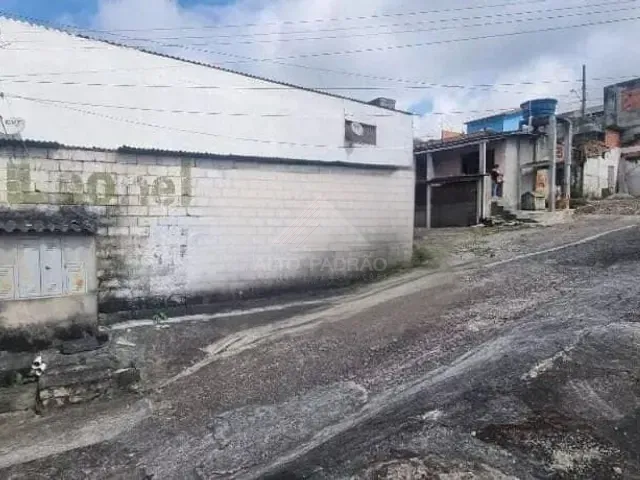 Terreno com 720m², à venda, no bairro Jardim Quarto Centenário em Mauá