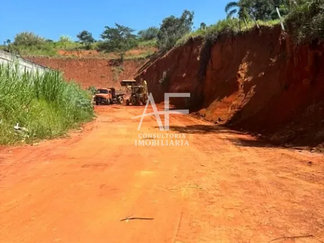 Terreno com 1430m², à venda, no bairro Chácaras Cataguá em Taubaté