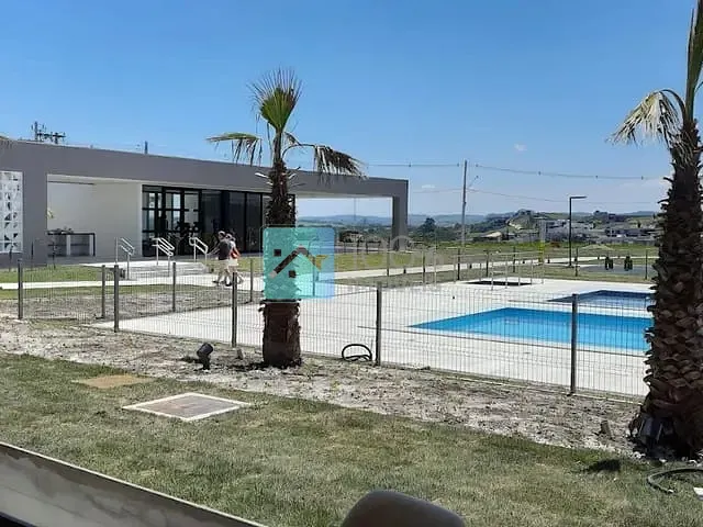 Terreno com 332m², à venda, no bairro Loteamento Terras Alpha São José dos Campos em São José dos Campos