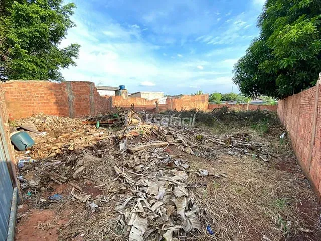 Terreno com 360m², à venda, no bairro Vila Santo Eugênio em Campo Grande