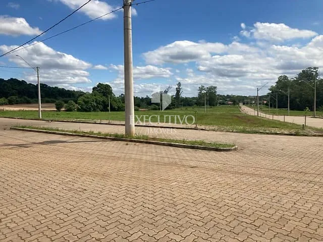 Terreno com 384m², à venda, no bairro São Caetano em Arroio do Meio