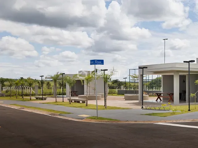 Terreno com 250m², à venda, no bairro Nova Lima em Campo Grande