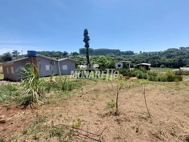 Terreno com 451m², à venda, no bairro São Cristóvão em Concórdia