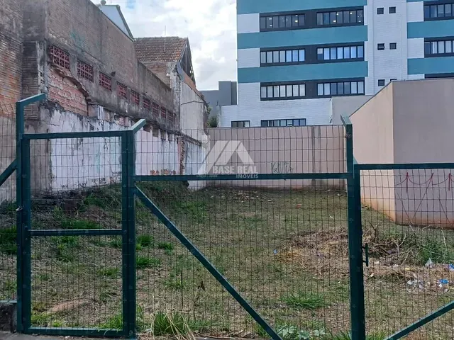 Terreno com 475m², à venda, no bairro Centro em Ponta Grossa