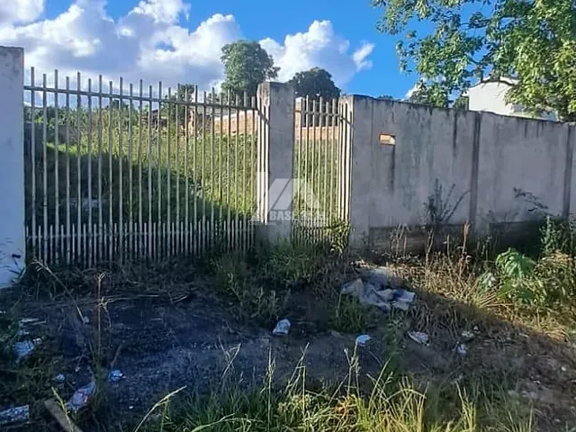 Terreno com 525m², à venda, no bairro Uvaranas em Ponta Grossa