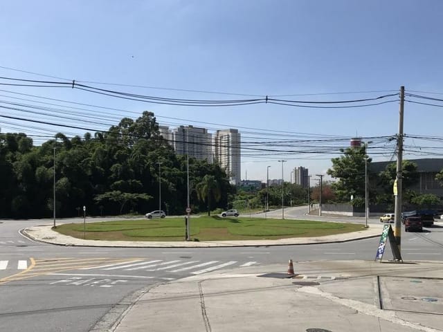 Terreno com 352m², à venda, no bairro Bethaville I em Barueri