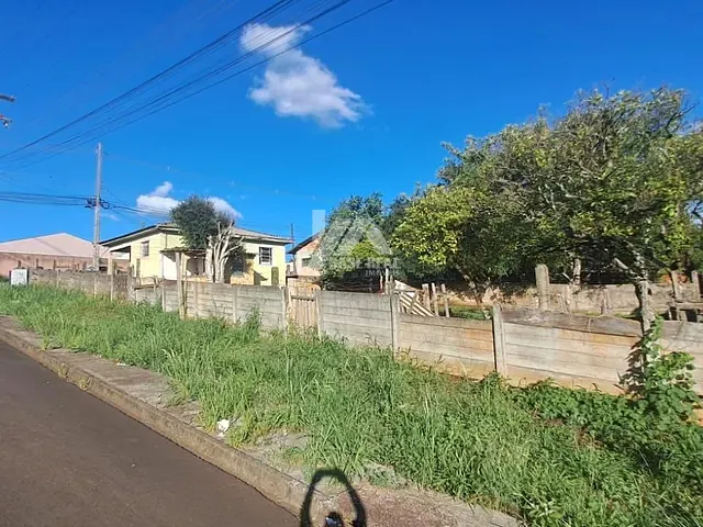 Terreno com 525m², à venda, no bairro Uvaranas em Ponta Grossa