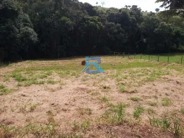 Terreno com 2000m², à venda, no bairro Capela do Barreiro em Itatiba