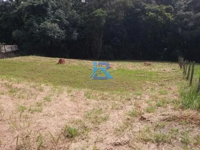 Terreno com 2000m², à venda, no bairro Capela do Barreiro em Itatiba