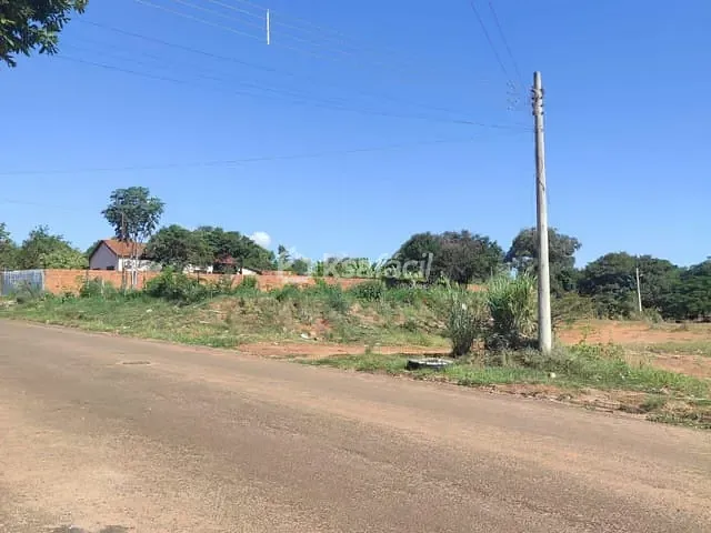 Terreno com 3851m², à venda, no bairro Centro em Anastácio