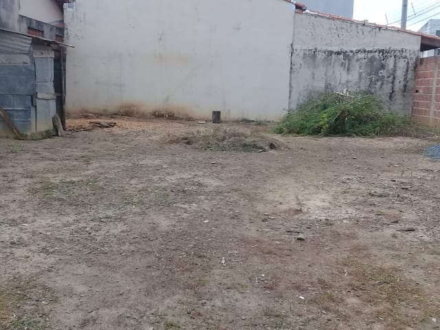 Terreno com 185m², à venda, no bairro Bom Jardim I em Guaratinguetá