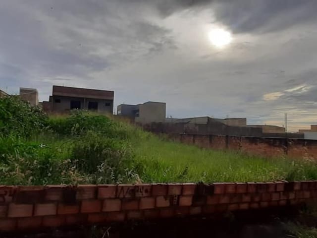Foto do Terreno - Terreno à venda, 450 m² por R$ 250.000,00 - Jardim do Lago - Uberaba/MG | ZUCATO IMOBILIARIA LTDA