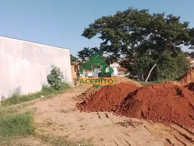Terreno com 300m², à venda, no bairro Umuarama em Araçatuba
