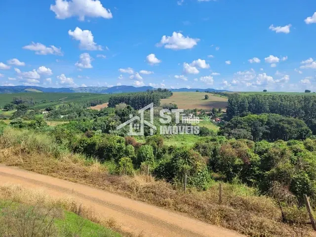 Terreno com 27000m², à venda, no bairro Clube Campestre em Andradas