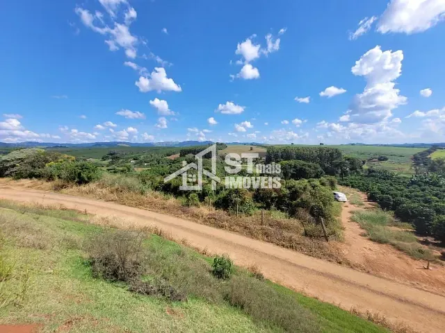 Terreno com 27000m², à venda, no bairro Clube Campestre em Andradas