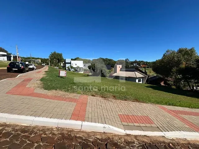 Terreno com 1000m², à venda, no bairro Colônia Bacia em Chapecó