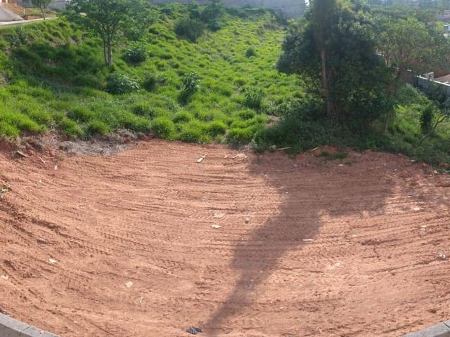 Terreno com 500m², à venda, no bairro Loteamento Residencial Lago do Sol em Cotia