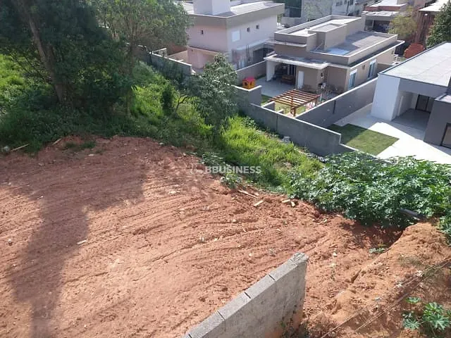 Terreno com 500m², à venda, no bairro Loteamento Residencial Lago do Sol em Cotia