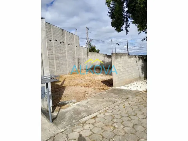 Terreno com 223m², à venda, no bairro Vila São Bento em São José dos Campos