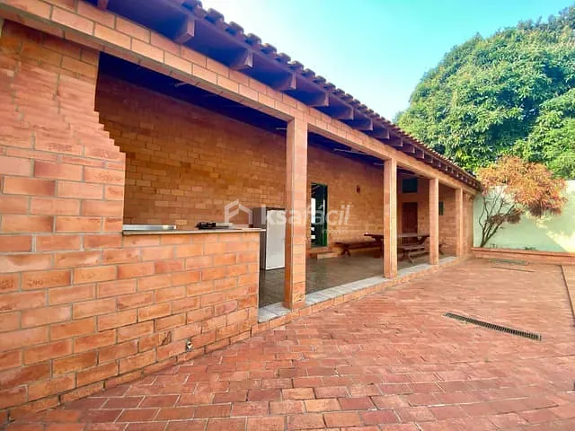 Terreno com 560m², à venda, no bairro Jardim TV Morena em Campo Grande