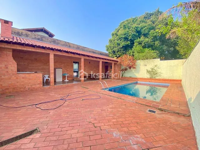 Terreno com 560m², à venda, no bairro Jardim TV Morena em Campo Grande