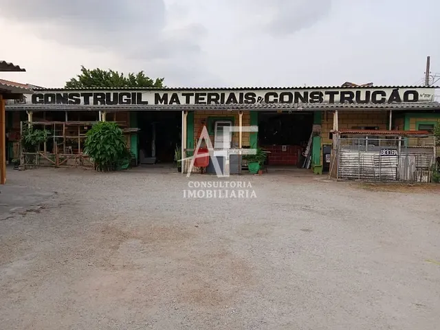 Terreno com 900m², à venda, no bairro Jardim Gurilândia em Taubaté