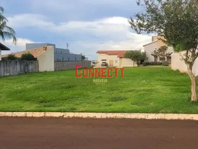 Terreno com 620m², à venda, no bairro Centro em Guará