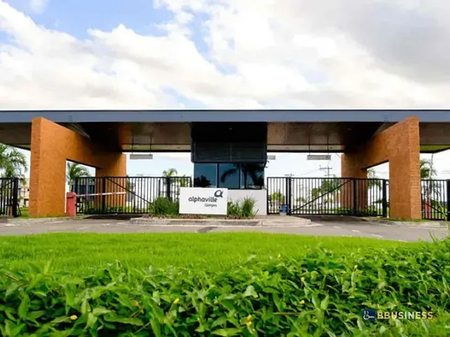 Terreno com 406m², à venda, no bairro Parque Penha em Campos dos Goytacazes