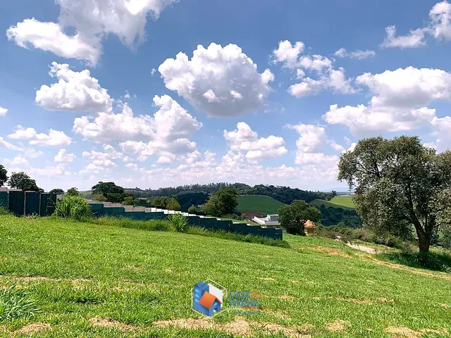 Terreno com 1350m², à venda, no bairro Loteamento Fazenda Dona Carolina em Itatiba