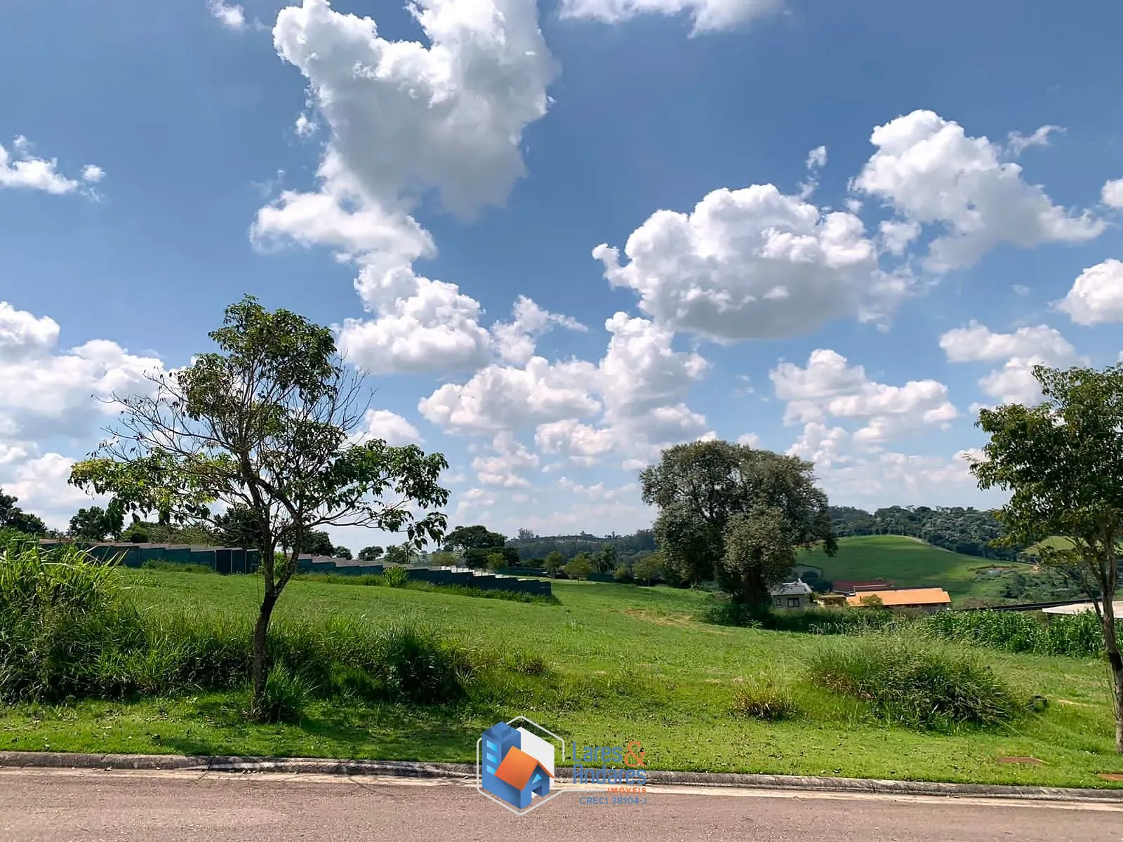 Terreno, 1350 m² - Foto 1