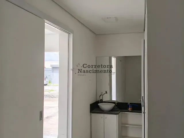 Galpão / Barracão com 7500m², para alugar, no bairro Jardim Emília em Jacareí