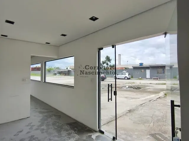 Galpão / Barracão com 7500m², para alugar, no bairro Jardim Emília em Jacareí