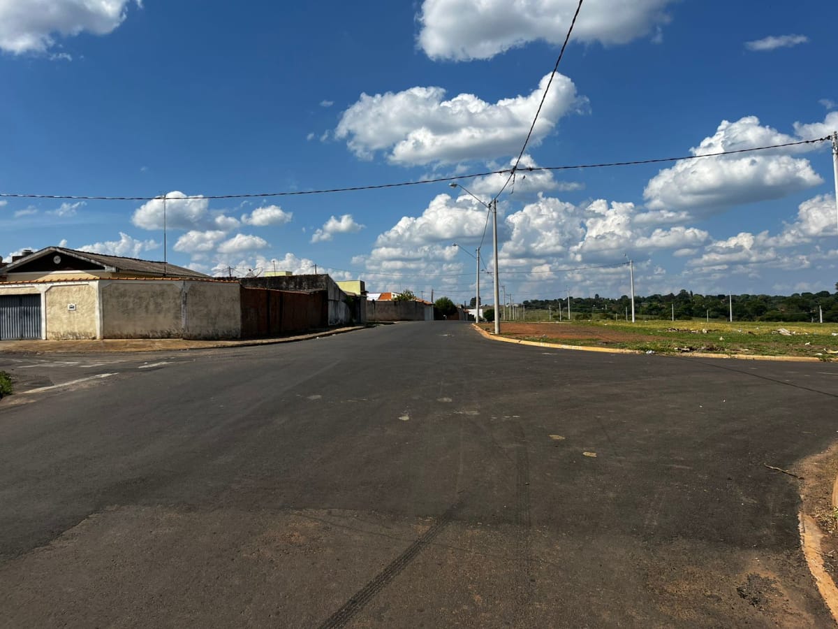 Terreno residencial para venda em Prolongamento Jardim Aeroporto I , 250m²