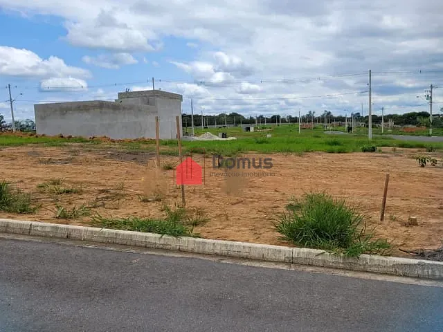 Terreno com 181m², à venda, no bairro Loteamento Industrial Água Preta em Pindamonhangaba