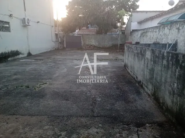 Terreno com 250m², à venda, no bairro Vila Comendador Rodrigues Alves em Guaratinguetá
