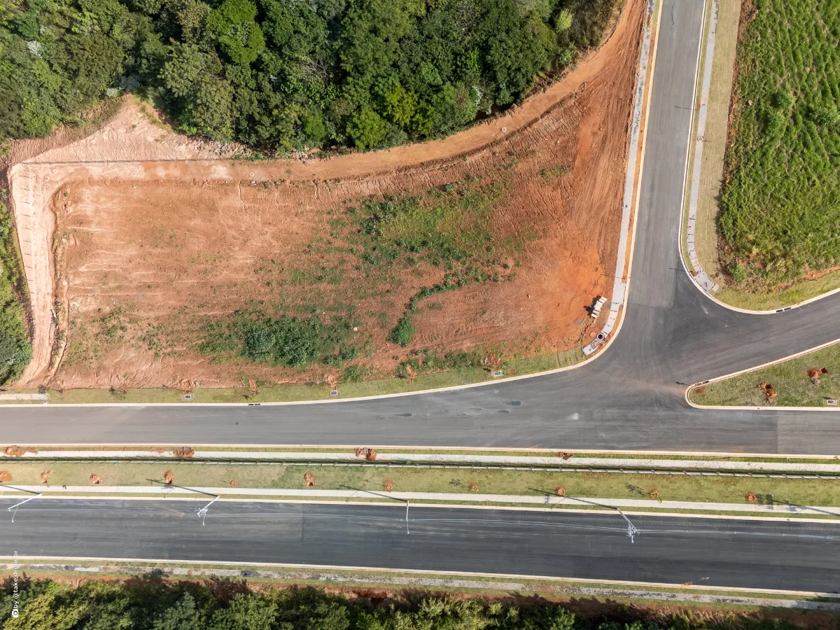 Terreno residencial para venda em Alphaville Dom Pedro, 841m²