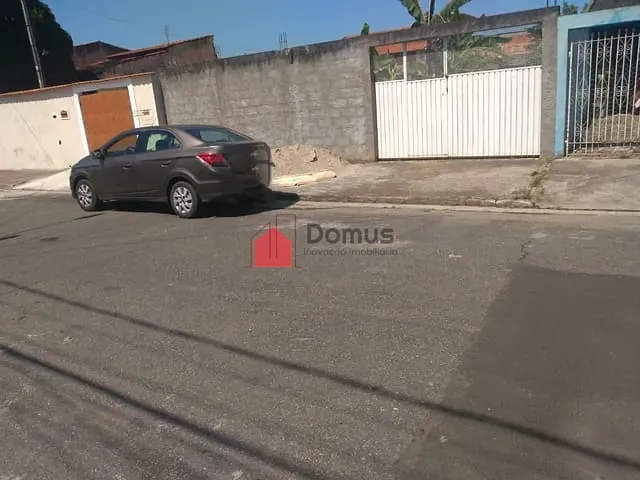 Terreno com 300m², à venda, no bairro Residencial e Comercial Laerte Asumpção em Pindamonhangaba